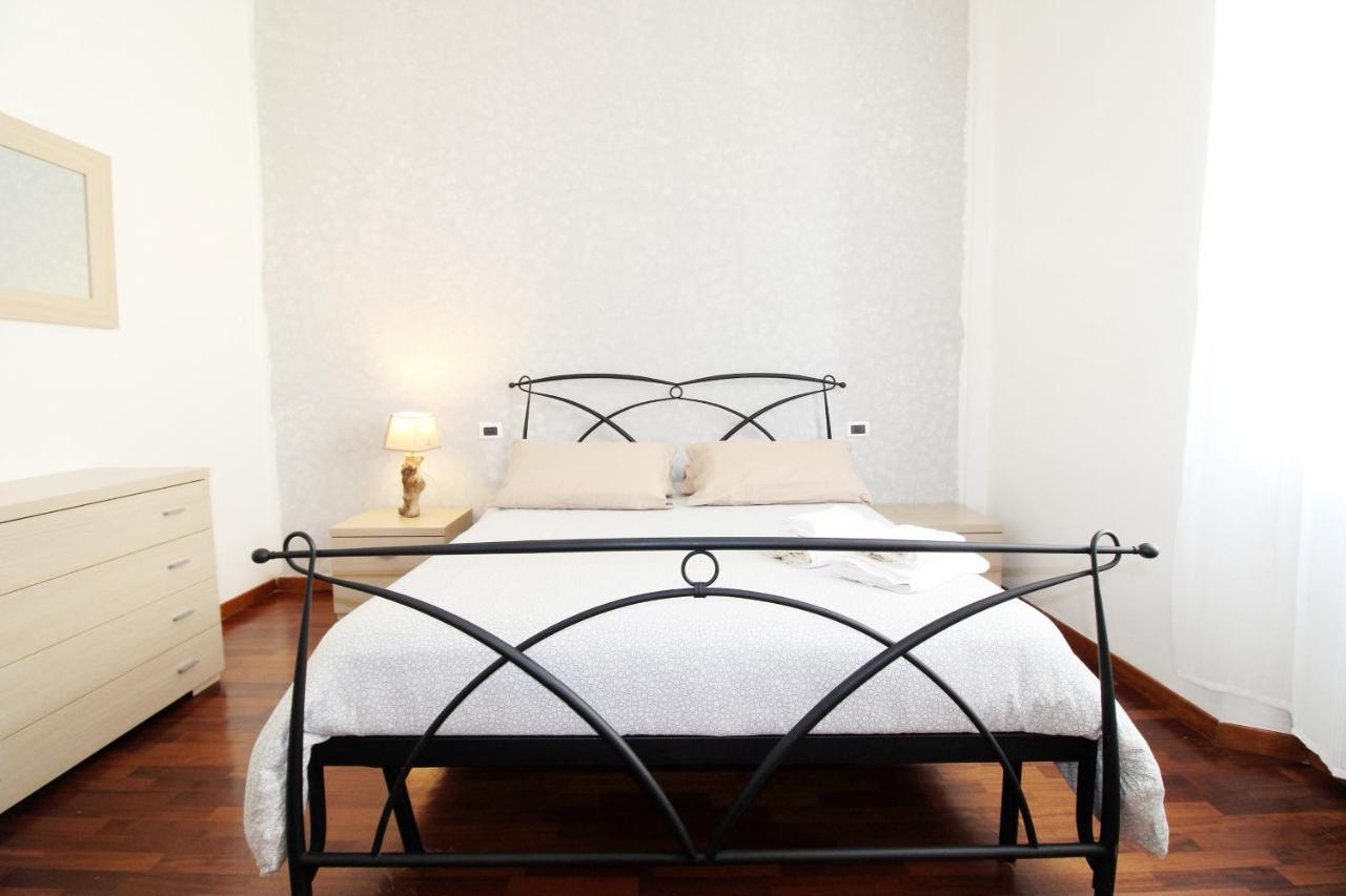 Le Case Di Italo - Viale Ippolito Nievo 21 Apartment Livorno Luaran gambar